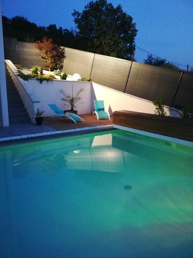 Chambres D'Hotes Luxe Et Serenite Theize Exteriér fotografie